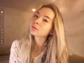 elizabethennals — #new g: lick one's finger Hello im Elizabeth I'm 18 years old,  here im #shy #bigboobs #young #18 #young #skinny [22 tokens remaining]
