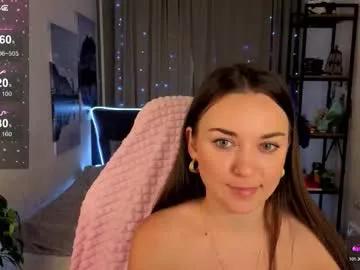 elizabetsoon — GOAL: Show feet [41 tokens remaining] Hey! I am your new neighbour #smalltits #ass #domi #teen #bigass