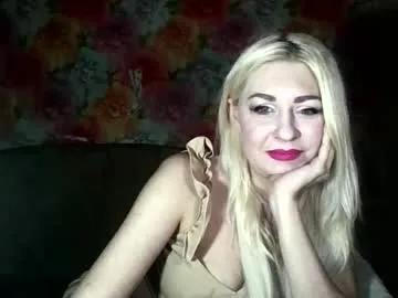 ellenmiss — Goal: I will tease you #cute #new #c2c #feet #tease - Next Goal: Dance for you