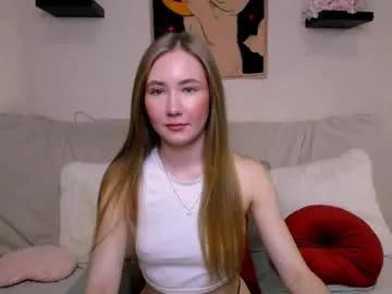 Chaturbate ellycolins is Freechat ellycolins — Hi guys! Your tips make me happy! #blonde #shy #new #asian #cute