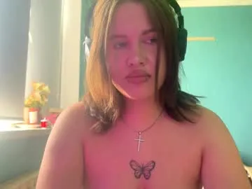 elmerpillado — first day ! Goal: lick and bite my big lips 30 #bigboobs #new #young #curvy #18 [30 tokens remaining]