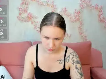 elsie_cutties — suck finger [22 tokens left] #new #18 #daddysgirl  #blonde #puffynipples