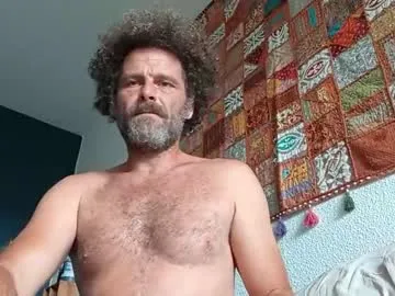 elyjahoye — flash ass [63 tokens remaining] #french #slave #anal #hairy #feet