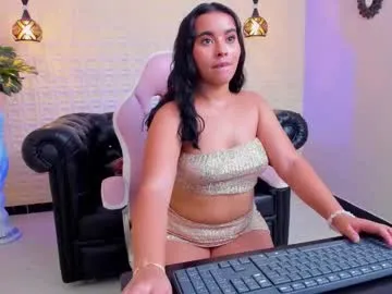 emiily_brunette_ — GOAL: Sexy Dance [10 tokens remaining] Welcome to my room! #new #teen #18 #smalltits