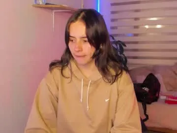 emily_lindey — Topples + Revote boobs [98 tokens left] #new #bigass #bigboobs #18 #natural