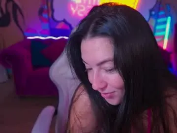 emilyhalls — tobe my king  [194 tokens left]
