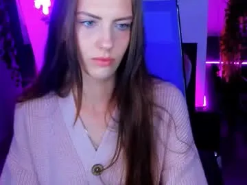 emilywiled — GOAL: for your beloved girlfriend  [1197 tokens remaining] feel my love  #nonude #daddy  #c2c #feet #lovense