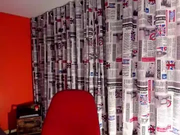 emmaa_hostt — Freechat on Chaturbate