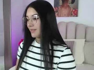 emmacute_x — emma fuck pink pussy - Goal: Suck middle finger [9 tokens left] #new #teen #petite #daddysgirl #submissive
