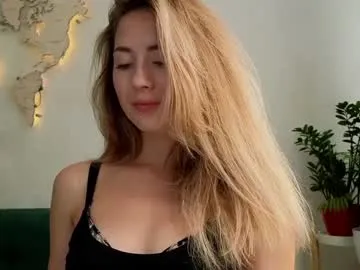 emmi_rosee — time only for us , play with me #blonde #petite #natural #nonude #feet