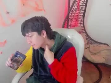 eross_guyy — show naked ass + 3 spanks /   #cum #lovense #joi #feet #bulge [55 tokens remaining]