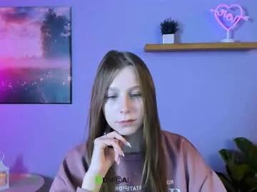 esme_moore_ — GOAL: tease dance [33 tokens remaining] Welcome to my room! #lush #lovense #couple #sph #mistress