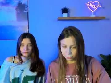esme_moore_ — GOAL: show bra [111 tokens remaining] Welcome to my room! #dance #room #lovense #sph #sky