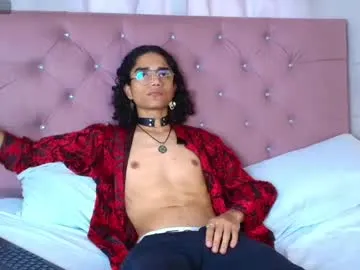 ethanblackwoodd — GOAL: Total Naked [59 tokens remaining] Welcome to my room! #cum  #18 #New #anal