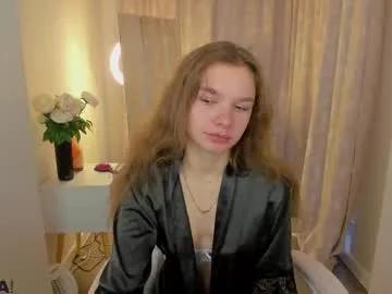 eva_bake — good mood [25 tokens left] hi !! my name is Eva , I will be happy to be with you and dance for you #shy #new #18 #young #ass