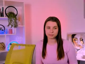 eva_drive — GOAL: sexual dance [333 tokens remaining] Welcome to my room! #dance #c2c #shy #pvt #sph