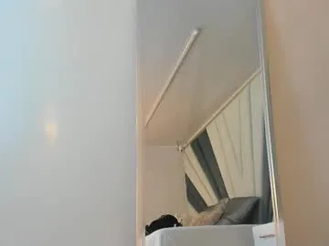 evan_mills — GOAL: Shake ass (close up) [50 tokens remaining] Evan, the new twink that will turn you on  #18 #young #skinny #cum #bigass