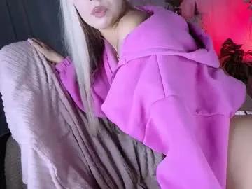 evelynnluxe — GOAL: Flash Boobs & Lick Fingers [265 tokens remaining]  Hey i'm #young  & #blonde with #smalltits Let's make this day unforgettable #bigass #18