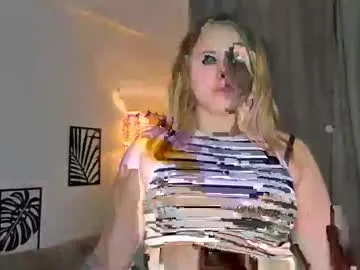 feverkiss — Im Erica! Nice to meet you :) Goal: flash tits #new #teen #bigass #mommy #bigboobs [97 tokens remaining]
