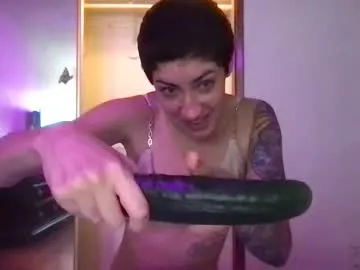 fgsammie — Fgsammie CucumBust Her #HazelDice #fgsammie #closetFun #rawingAcucumber
