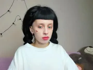 flowerofsin2001 — Freechat on Chaturbate