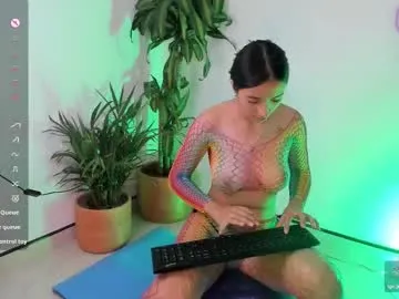 flufi_740 — GOAL: Naked erabic [78 tokens remaining] Welcome To My Room Lovense Tip Goals