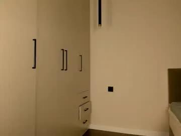 foxy_dreamss — Foxy_dreamss's room #18 #lovense #new #squirt #teen