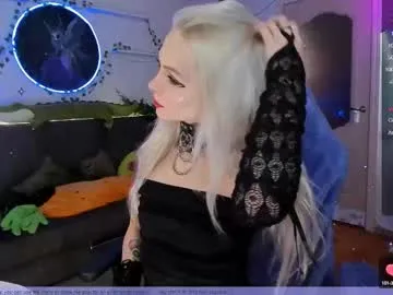 frida_fortune — GOAL: Blowjob + looking into your eyes [211 tokens remaining] |pvt open| My favorite pattern is pulse200|(ride dildo+juisy squirt) #skinny #teen #feet #hairy #smalltits Frida| A boost to fortune for the one who gives a thumbs up, and a bonus 