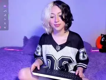 frida_lassi_ — GOAL: DEEPTHROAT Fuck my small mouth like a petite girl I am, show me how big you are in front of me #shy #petite #ahegao #lovense #smalltits