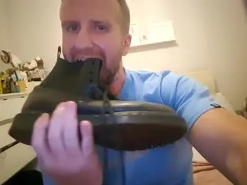 fuckmywifesboots — Freechat on Chaturbate