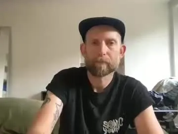 fugazixx — Freechat on Chaturbate