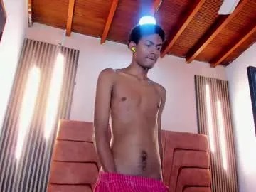 fykmor_2 — Hey, nice to meet you. Would you like to come in? #hairy #young #ebony #cum #bigcock [288 tokens remaining]