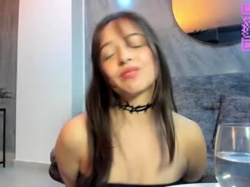 gabrielaa_18 — Freechat on Chaturbate