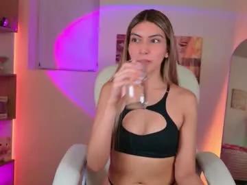 gaby_uwu — Hi, I'm new here, welcome to my room  #c2c #blowjob #daddy #18 #latina