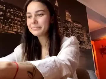 geraldkuk — G: say hello to me   Hi guys! I'm here #new my name is Emily, I'm #18 #shy  #teen #young [0 tokens remaining]