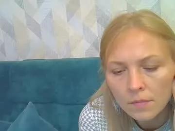 gessy_vellian8 — Hi there! Its first day here! #new #cute #pvt #mature #natural
