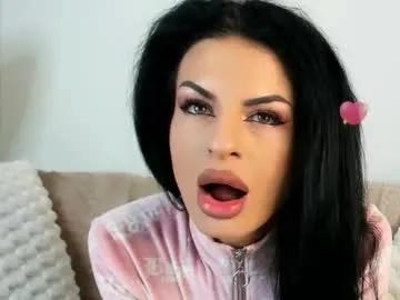 giainked —  I'm Gia! fav vibes 111/222/333/444  // GOAL: dildo pussy + 2 min control [297 tokens left] #inked #bigboobs #heels #italian #brunette