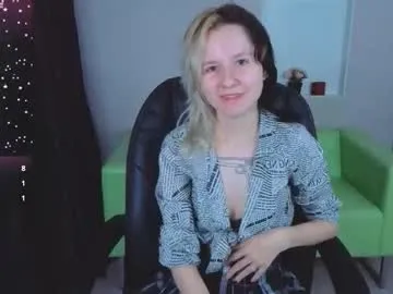 girl_next_doorr — Hi, i'm Lina!  - GOAL: bra off. ^^ - #lovense #shy #18 #skinny [192 tokens remaining]
