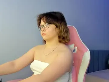 glimmer_goddesss — GOAL: Show panties [149 tokens remaining] Welcome to my room! #feet #shy #curvy #lovense #new