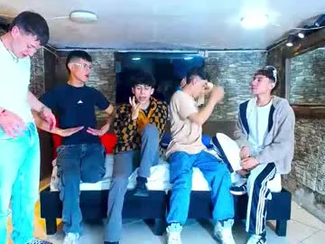 goldenjoi — GOAL: SHOW CUM [2000 tokens remaining] Welcome to my room! #18 #twink #saliva #lovense #anal #lush