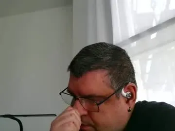 gomezgonz5 — Freechat on Chaturbate
