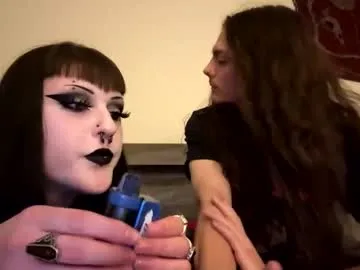 gothcouplee — Private on Chaturbate
