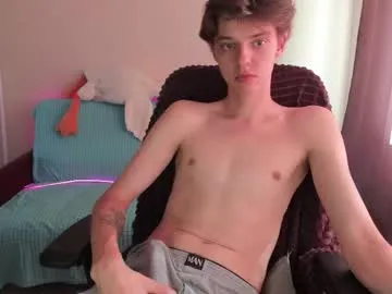 guy_liam1 — Goal: Flash ass #bigcock #cum #new #18 #young - Next Goal: Show feet