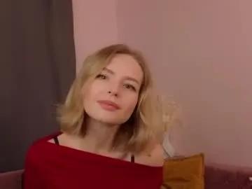 gwenkevwitch — my name is Jannie and im very new here!! ^^  goal:  stand up and show outfit   #shy #blonde #feet #young #new [0 tokens remaining]