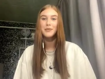 gwenmestayer — GOAL:First day here:) Welcome to my first day! #new #18 #bigboobs #teen #young [15 tokens remaining]