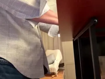 handsomegent4096 — Freechat on Chaturbate