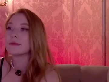 hannahmonttana — Feed my pussy with vibrations! #squirt  #Anal #fuckMachine #hairypussy