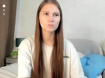 hanneloregurwell — take off bra #New #cute #shy #teen [104 tokens remaining]