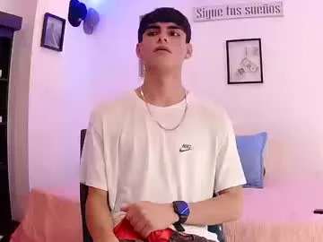 harrythomson1 — CUM SHOW IN PUBLIC #cute #new #bigcock #young #latino #smoke [1200 tokens remaining]
