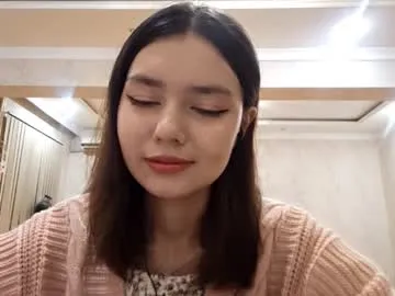 helgakraszewski — Goal: show you my room <3 Hi all! My name is leedam. I really need your support.:) #new #shy #asian #18 #teen [35 tokens remaining]